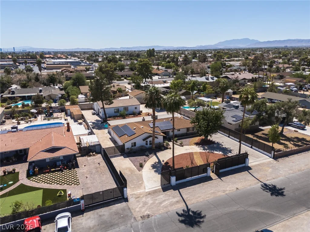 4945 Stacey, Las Vegas, NV 89108