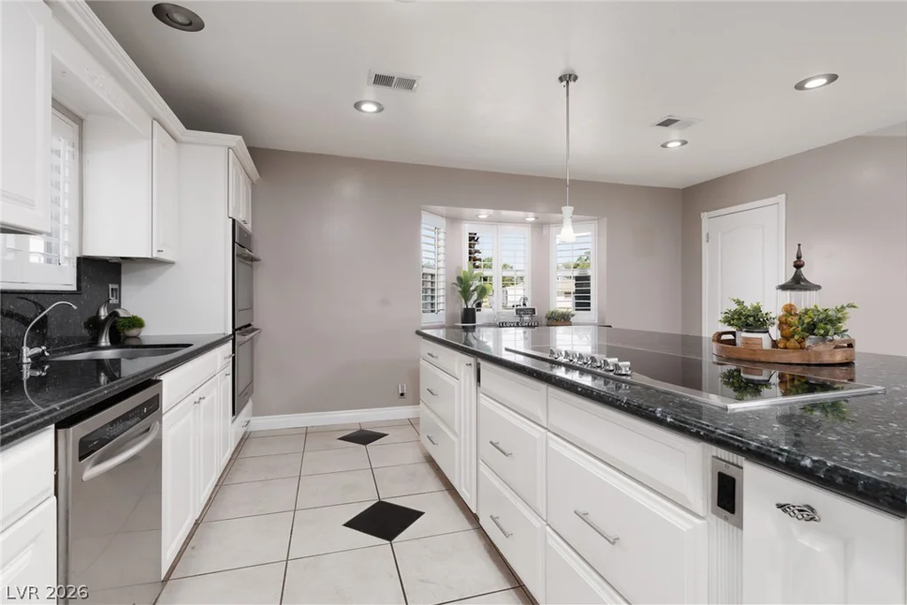 4945 Stacey, Las Vegas, NV 89108