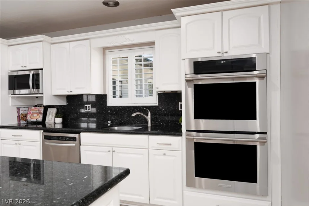 4945 Stacey, Las Vegas, NV 89108