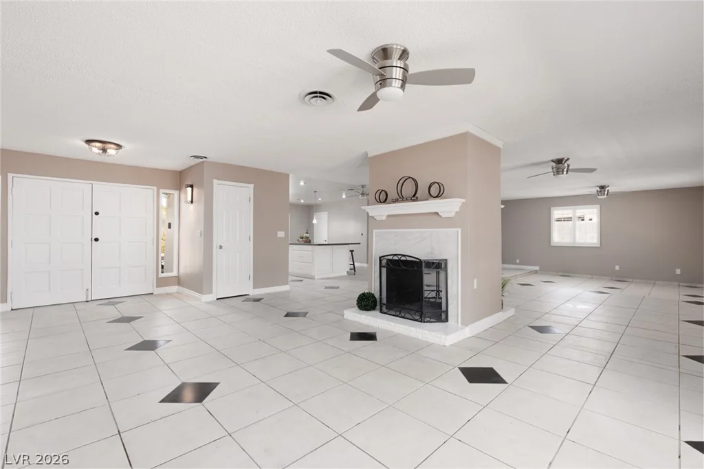 4945 Stacey, Las Vegas, NV 89108