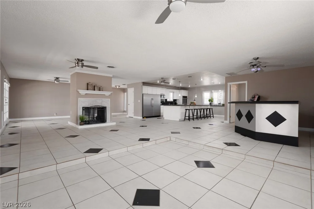 4945 Stacey, Las Vegas, NV 89108