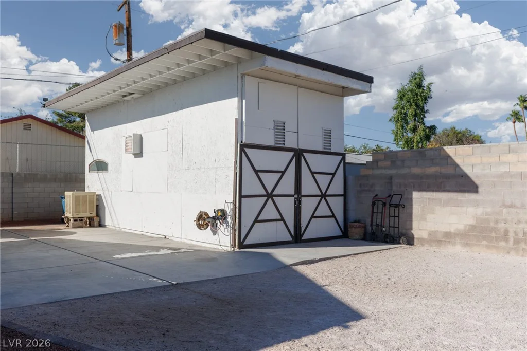 4945 Stacey, Las Vegas, NV 89108