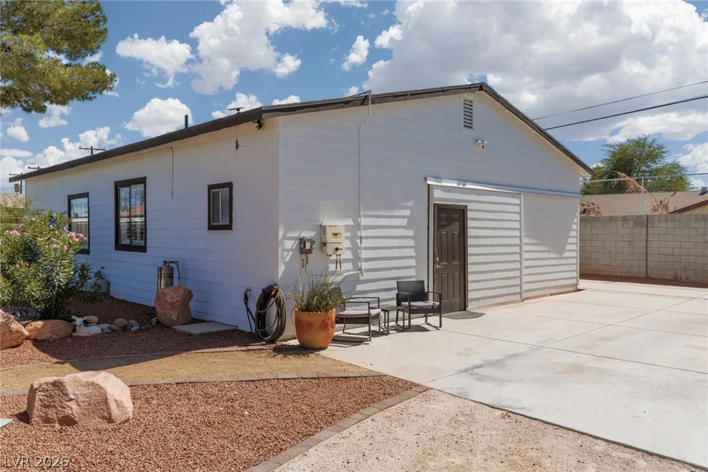 4945 Stacey, Las Vegas, NV 89108