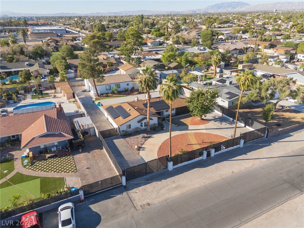 4945 Stacey, Las Vegas, NV 89108