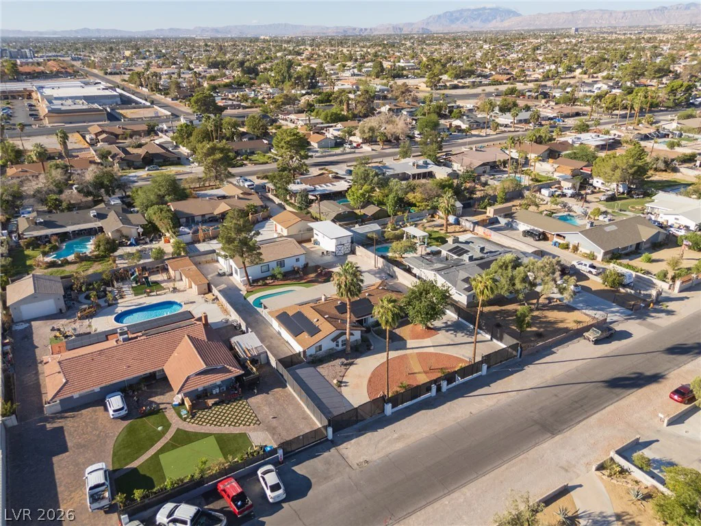 4945 Stacey, Las Vegas, NV 89108