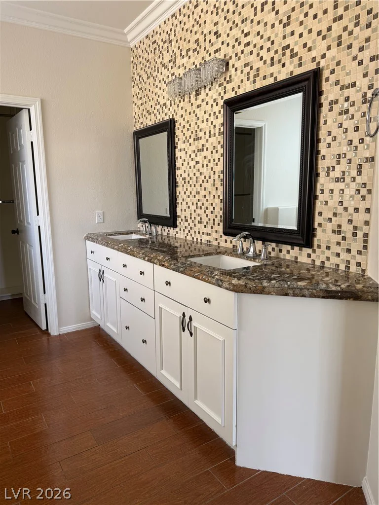 31 Indian Run, Las Vegas, NV 89148