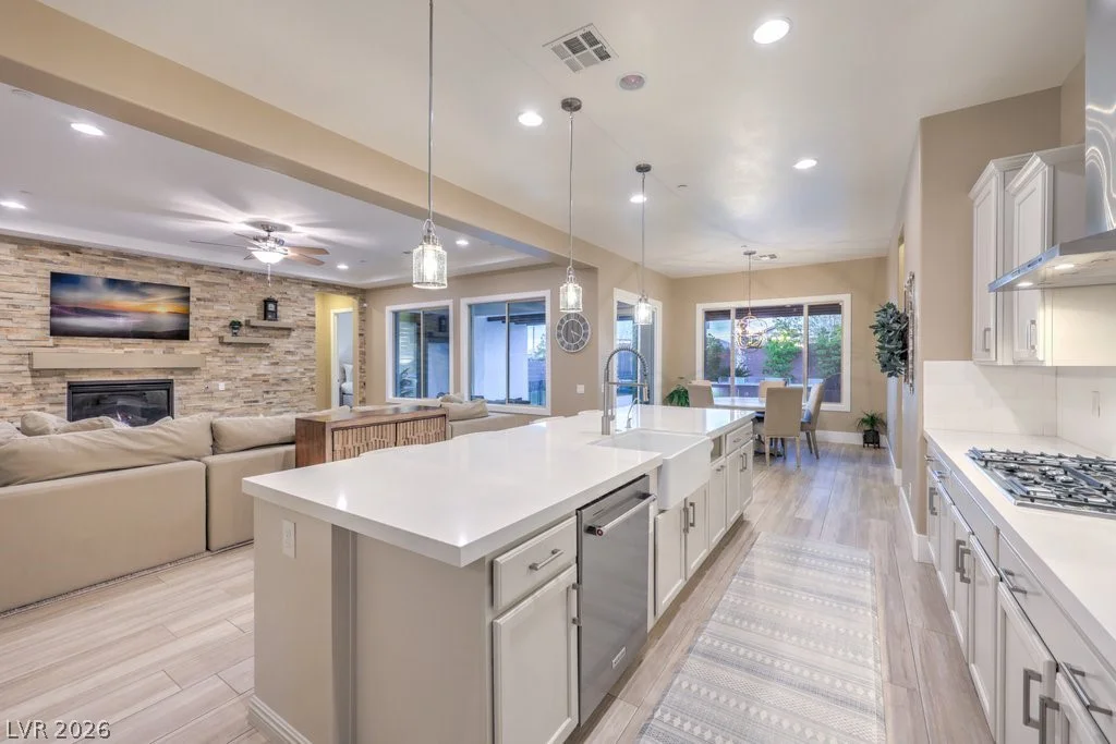 2440 Chateau Napoleon, Henderson, NV 89044