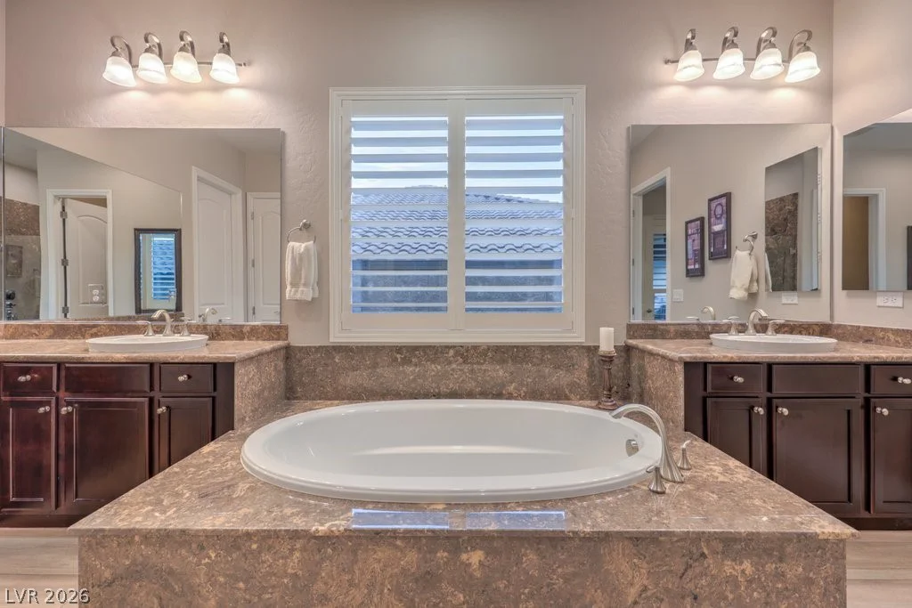 2440 Chateau Napoleon, Henderson, NV 89044