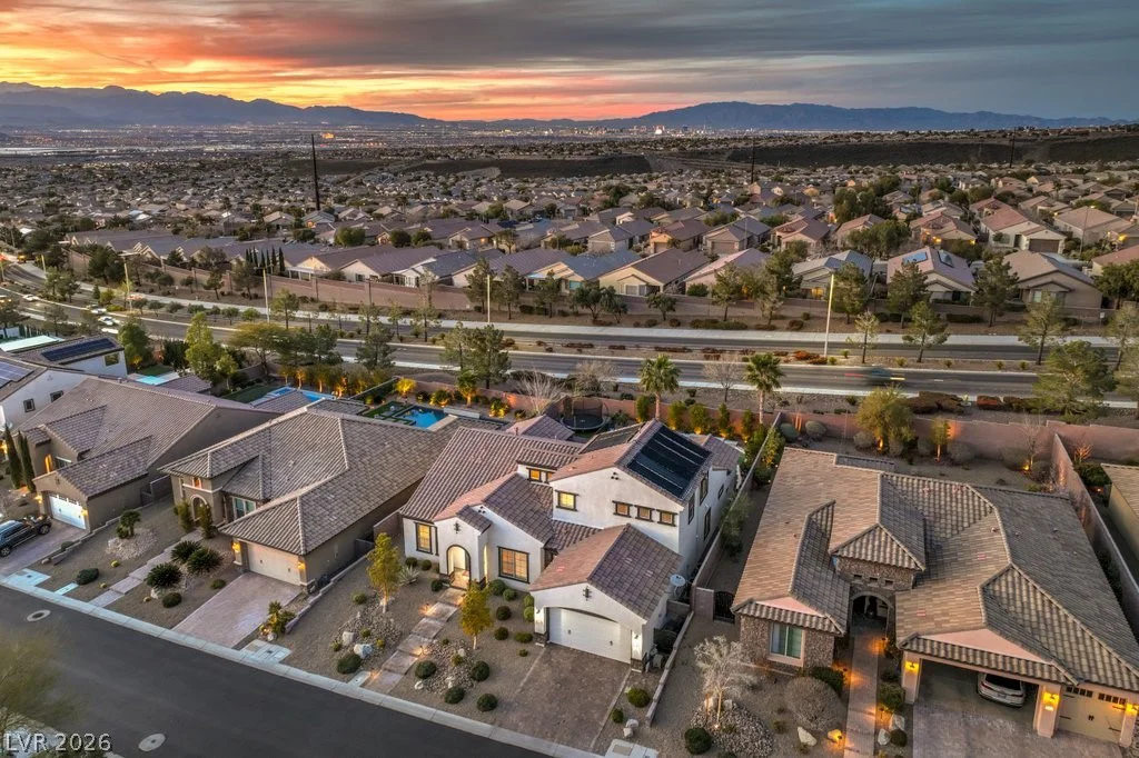 2440 Chateau Napoleon, Henderson, NV 89044