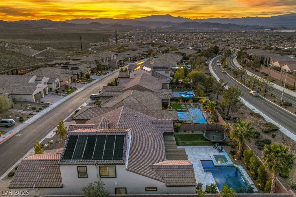 2440 Chateau Napoleon, Henderson, NV 89044