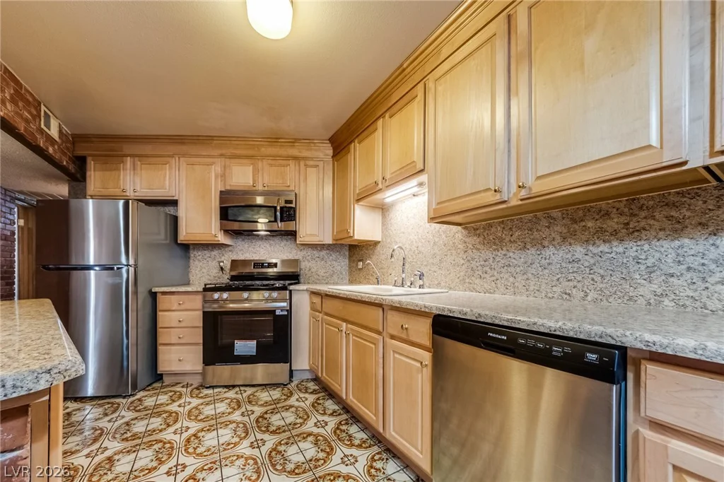 5112 San Anselmo, Las Vegas, NV 89120