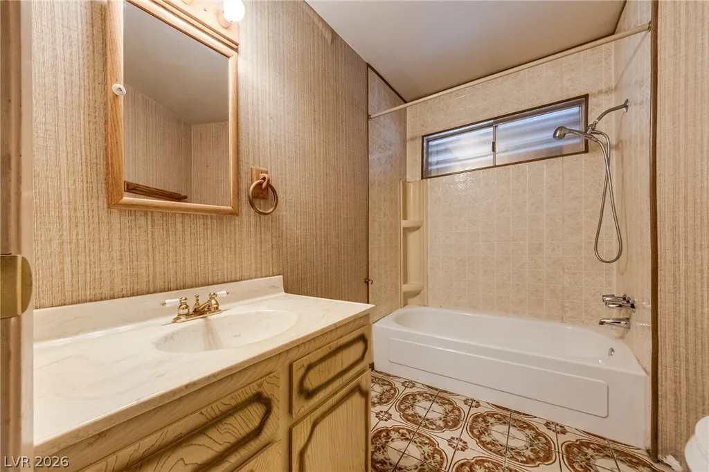 5112 San Anselmo, Las Vegas, NV 89120