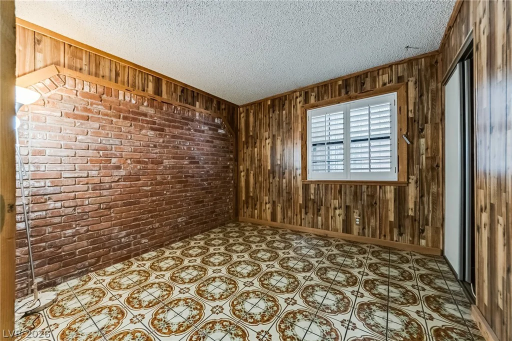 5112 San Anselmo, Las Vegas, NV 89120