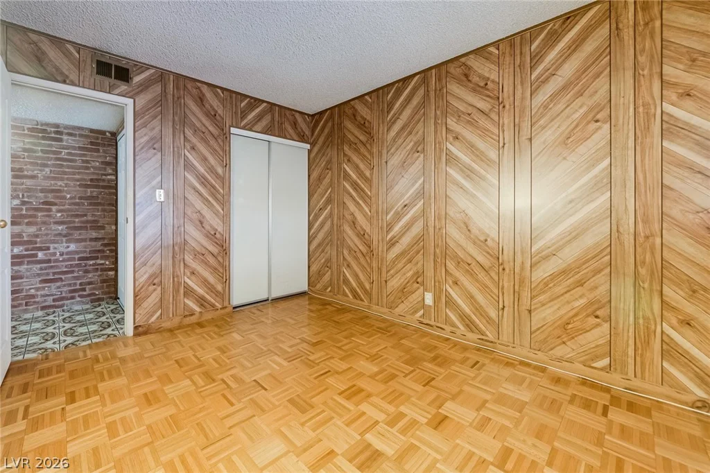 5112 San Anselmo, Las Vegas, NV 89120