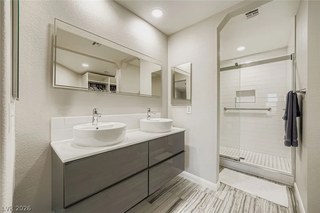 10059 Oak Creek Canyon, Las Vegas, NV 89147