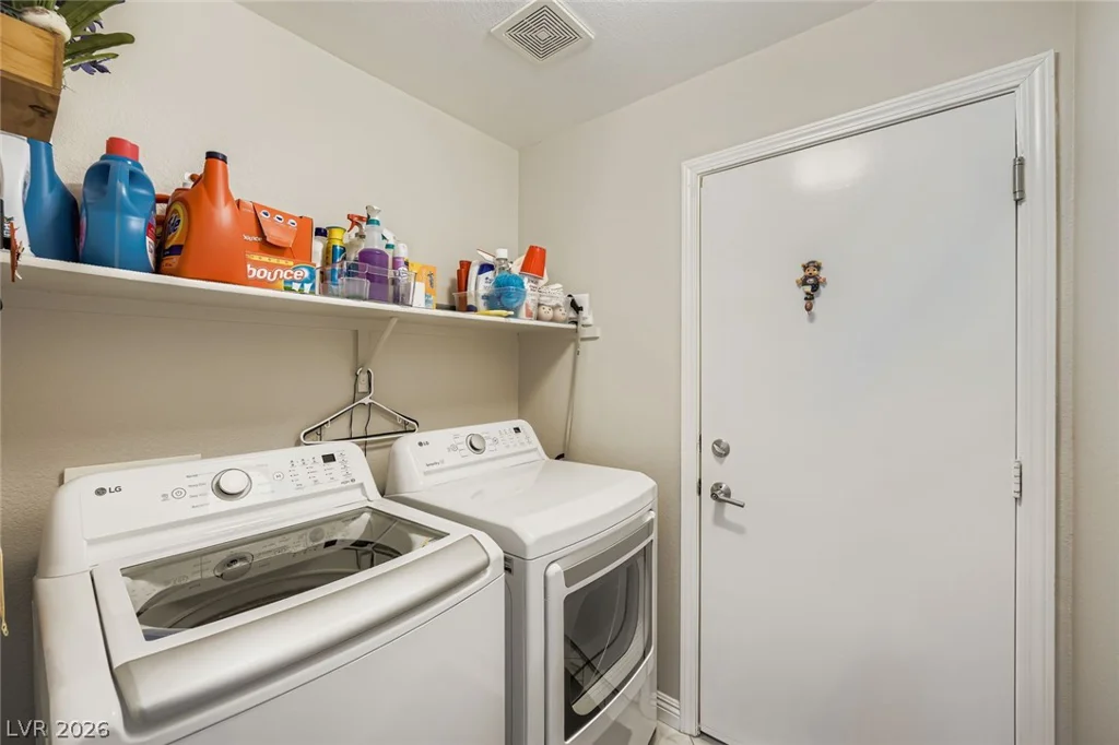 10059 Oak Creek Canyon, Las Vegas, NV 89147