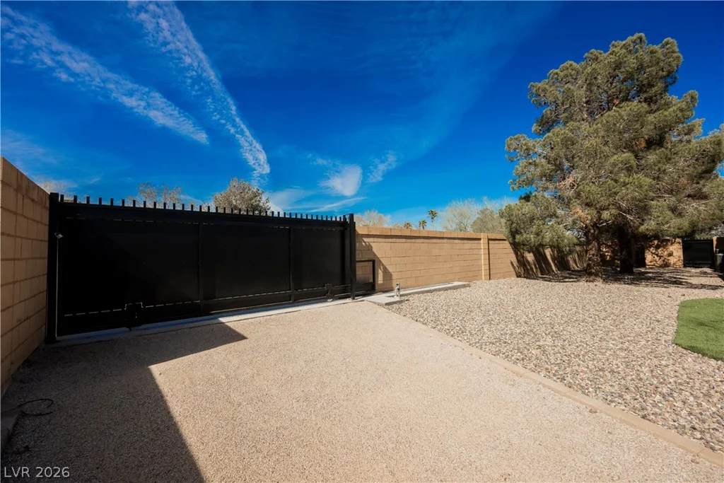 601 Sandy, Henderson, NV 89002