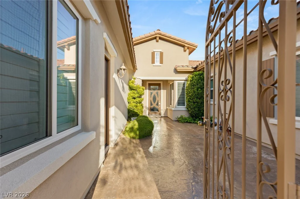 2142 Country Cove, Las Vegas, NV 89135