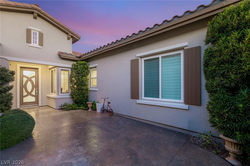 2142 Country Cove, Las Vegas, NV 89135