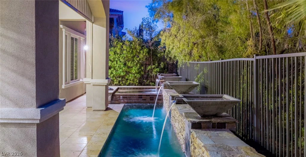 2142 Country Cove, Las Vegas, NV 89135