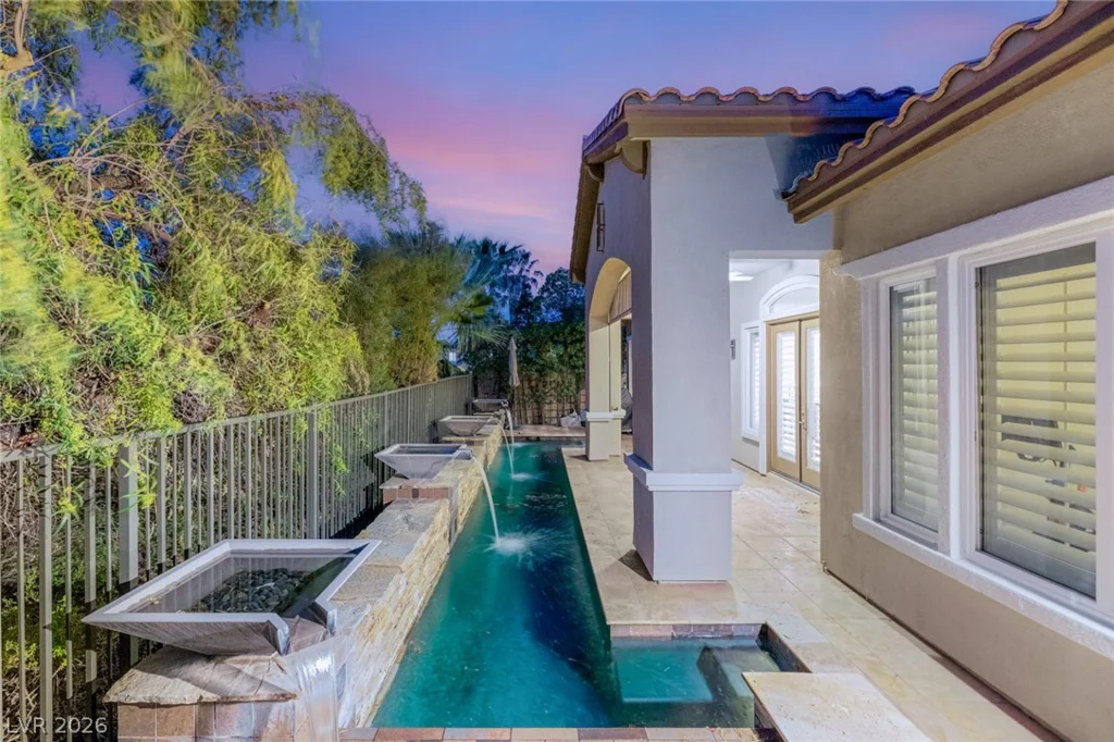 2142 Country Cove, Las Vegas, NV 89135