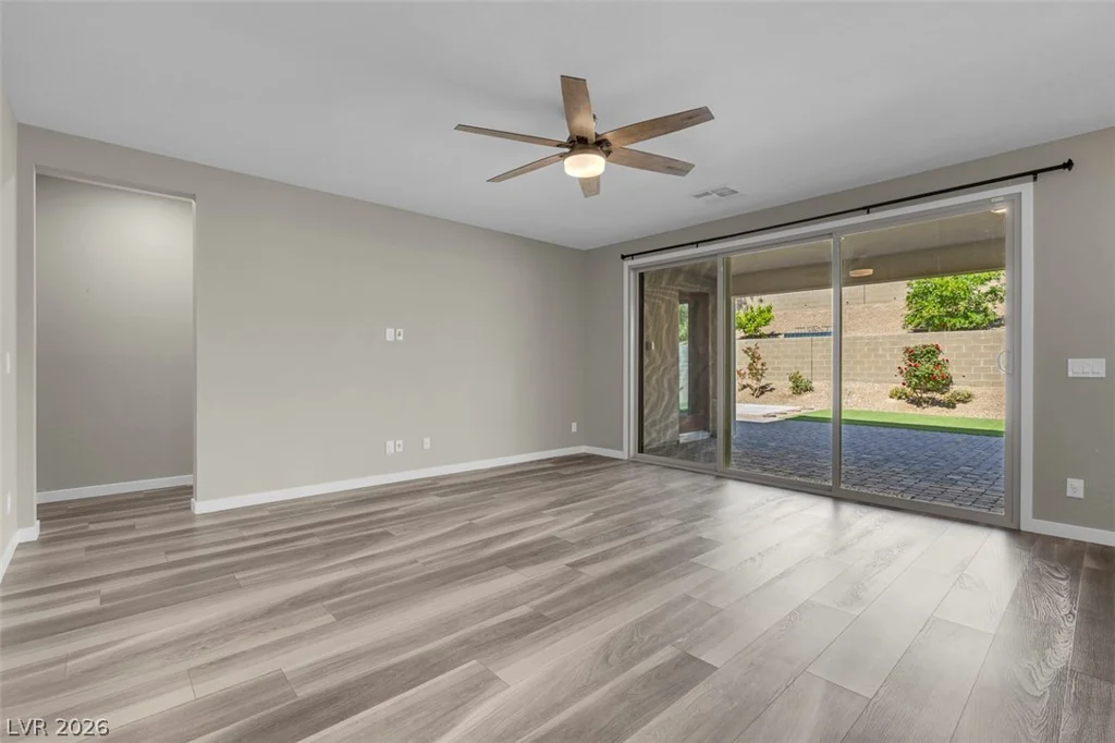 12440 Pine Bend, Las Vegas, NV 89138