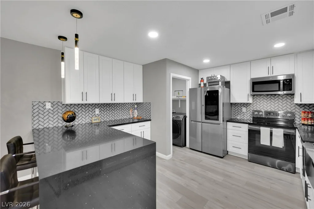 3613 Shawn Reynolds, Las Vegas, NV 89129