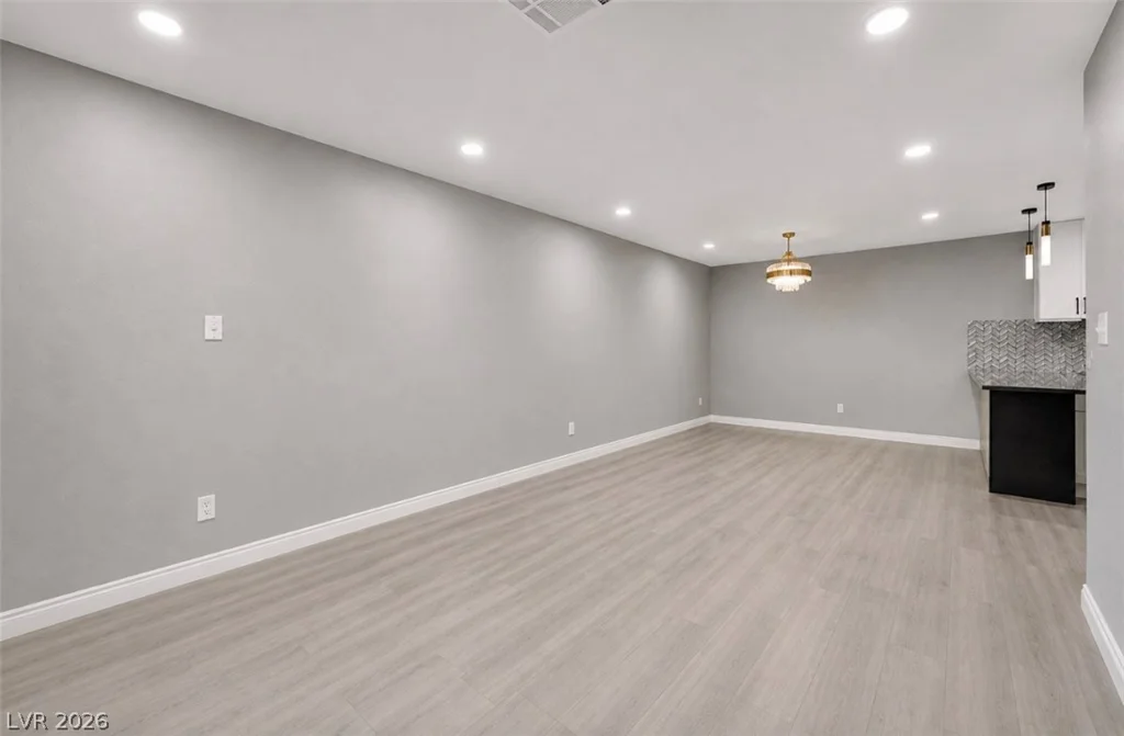 3613 Shawn Reynolds, Las Vegas, NV 89129