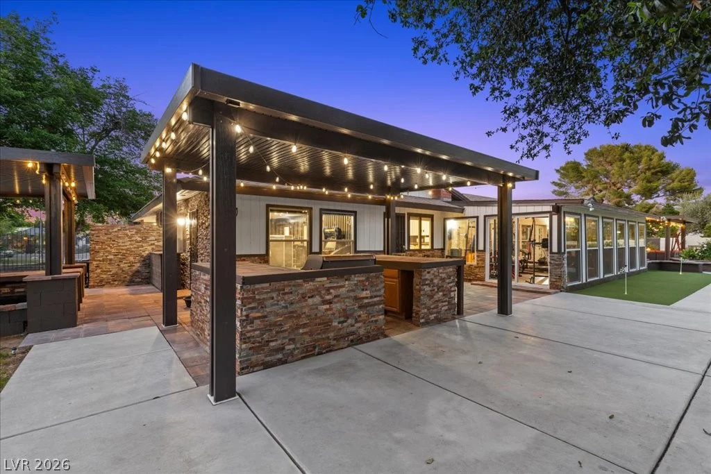 2901 Justice, Las Vegas, NV 89107