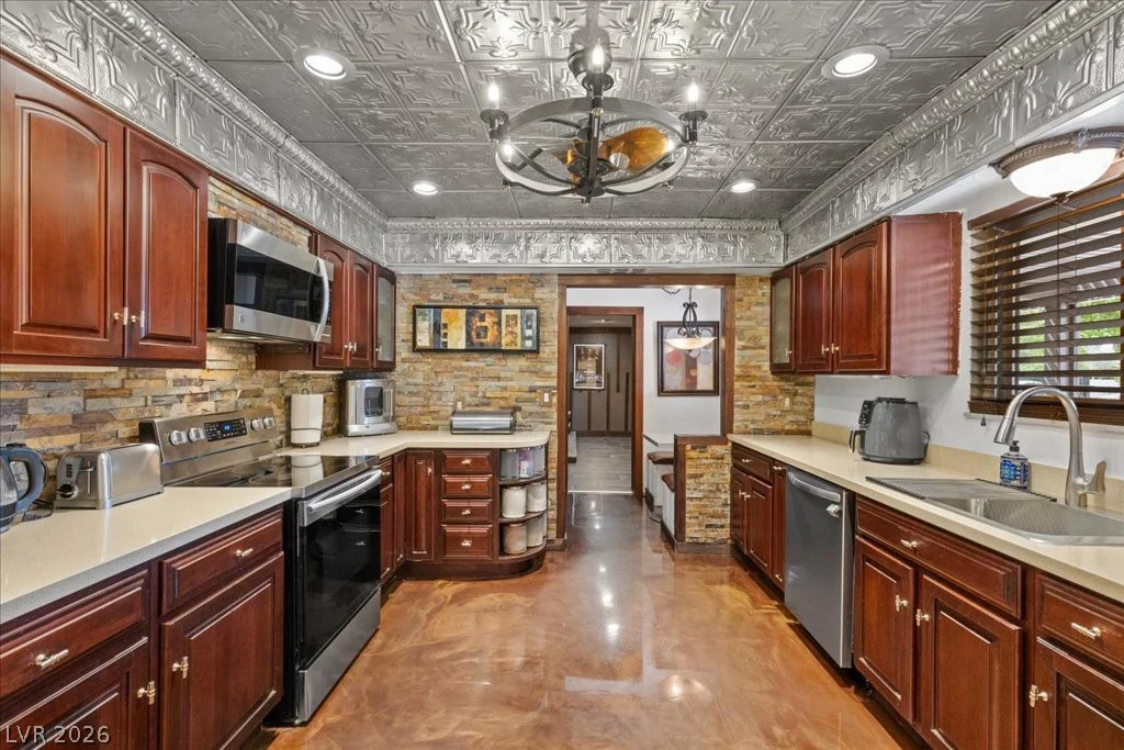 2901 Justice, Las Vegas, NV 89107