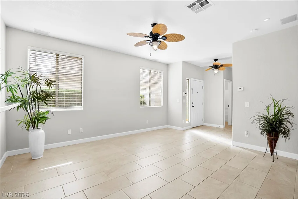 8824 Iron Hitch, Las Vegas, NV 89143