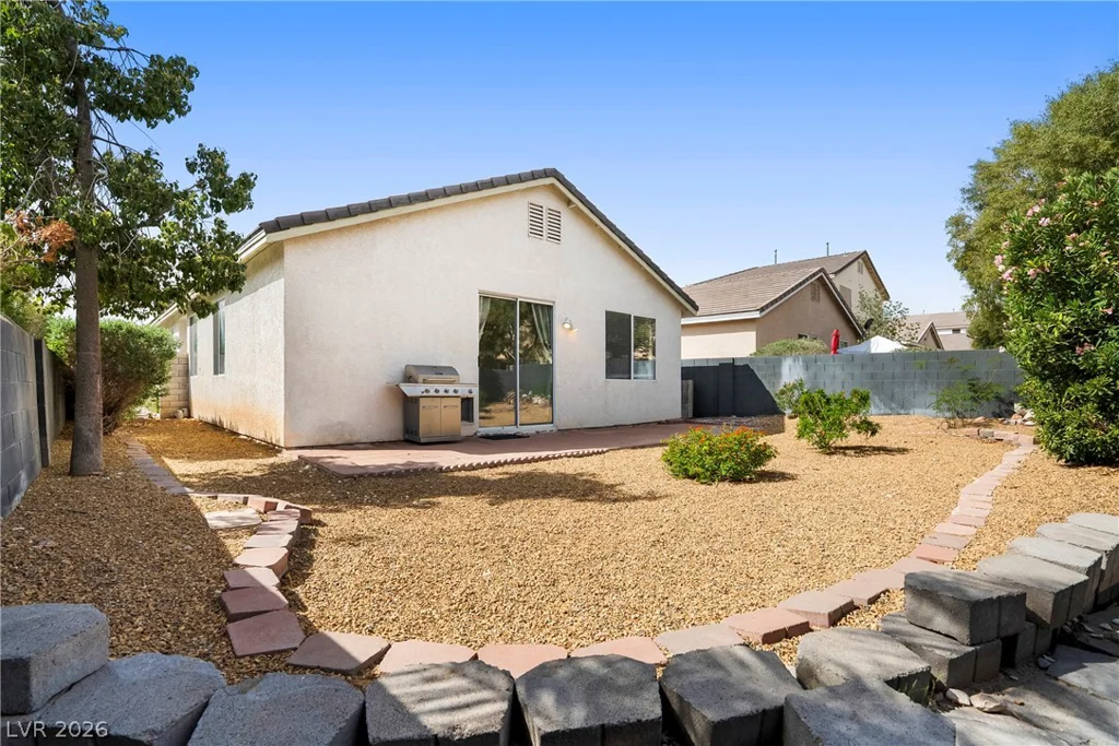 8824 Iron Hitch, Las Vegas, NV 89143