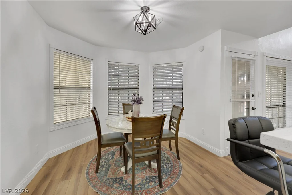 5553 Singing Hills, Las Vegas, NV 89130