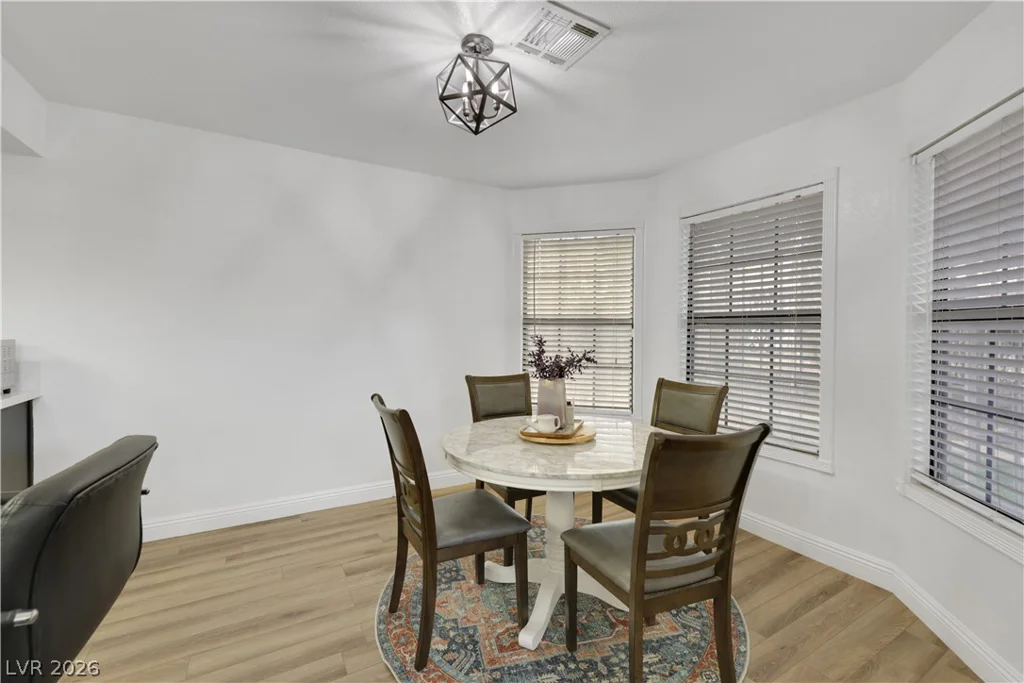5553 Singing Hills, Las Vegas, NV 89130