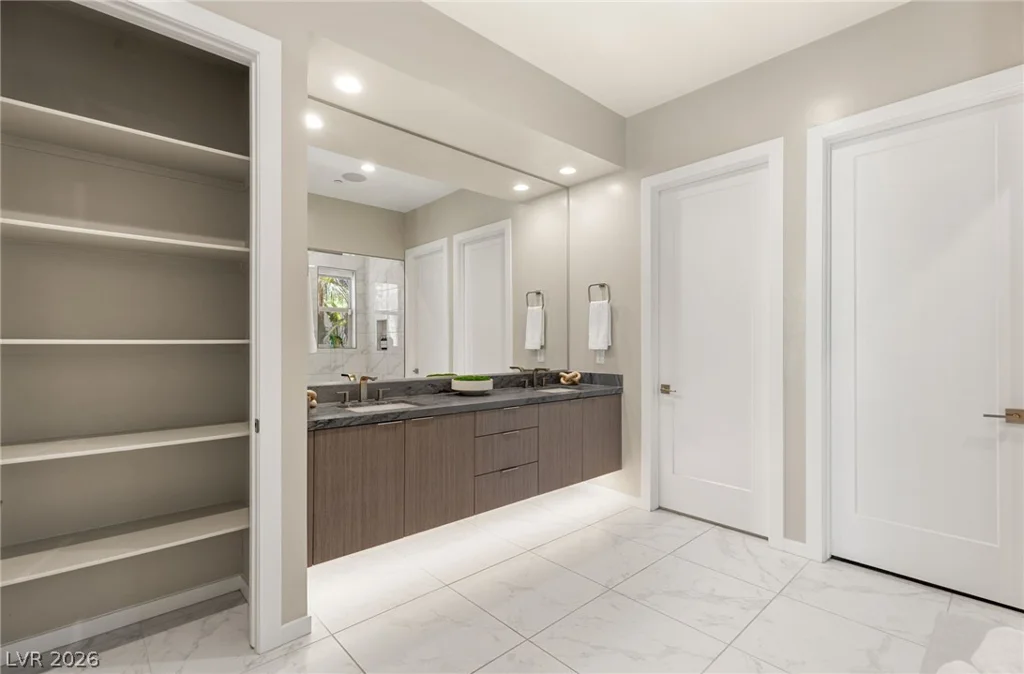 11798 Espadas, Las Vegas, NV 89138