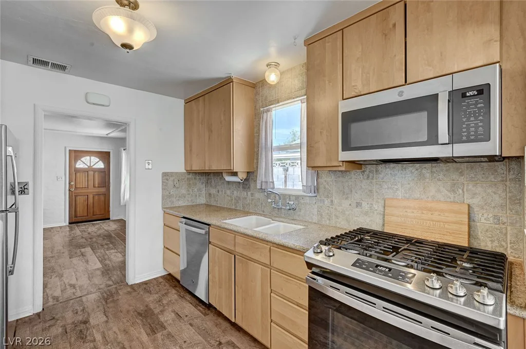 629 L, Boulder City, NV 89005