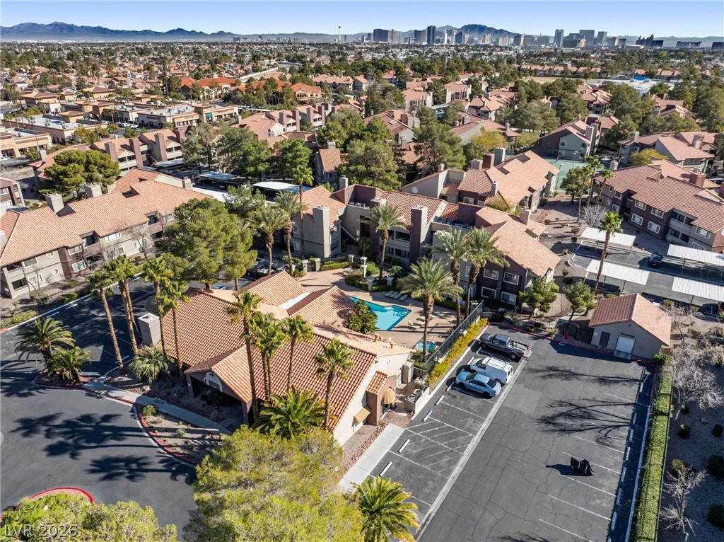 5002 Rainbow, Las Vegas, NV 89118