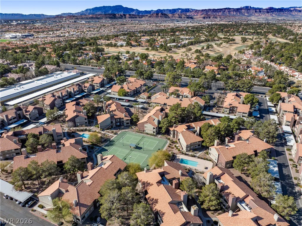 5002 Rainbow, Las Vegas, NV 89118