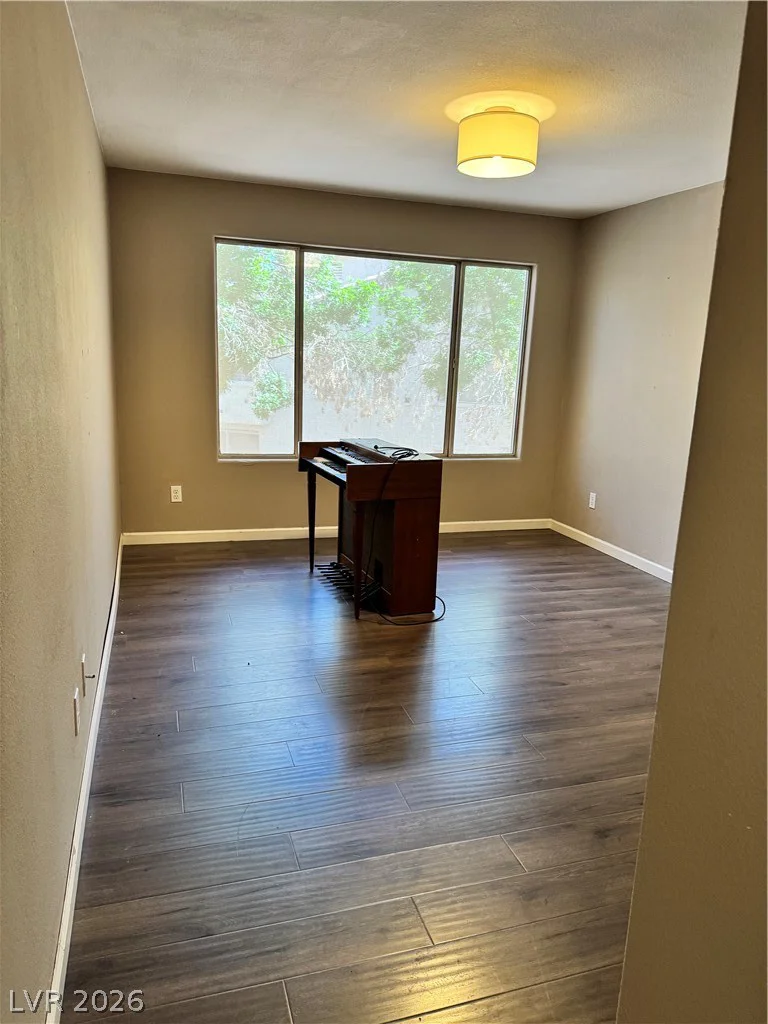 3056 Casey, Las Vegas, NV 89120