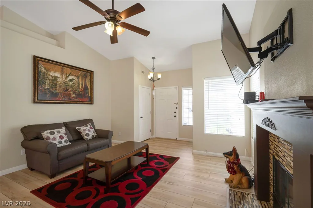 894 Cline Cellars, Las Vegas, NV 89123