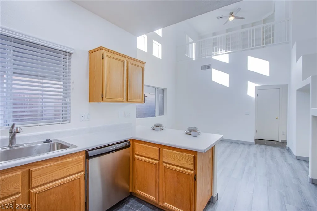 10413 Turning Leaf, Las Vegas, NV 89129