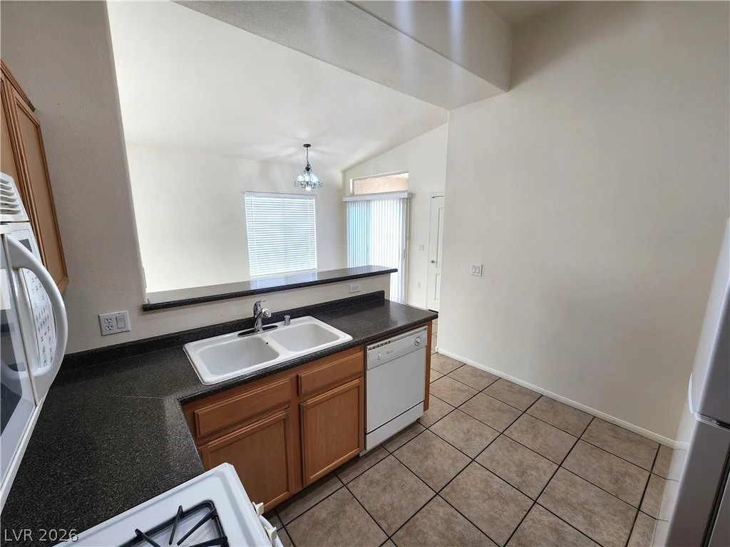 2305 Horizon Ridge, Henderson, NV 89052