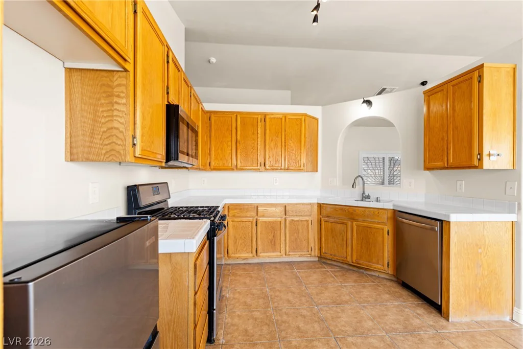 681 Pacific, Henderson, NV 89002