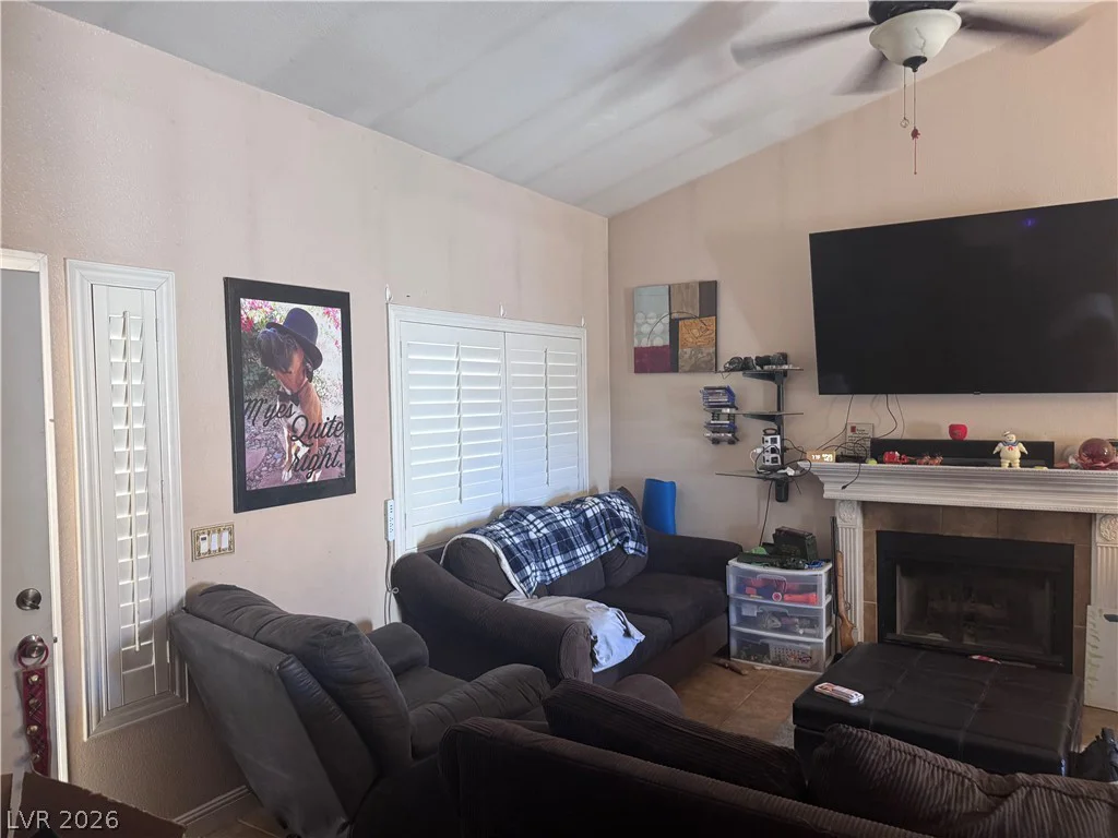681 Pacific, Henderson, NV 89002
