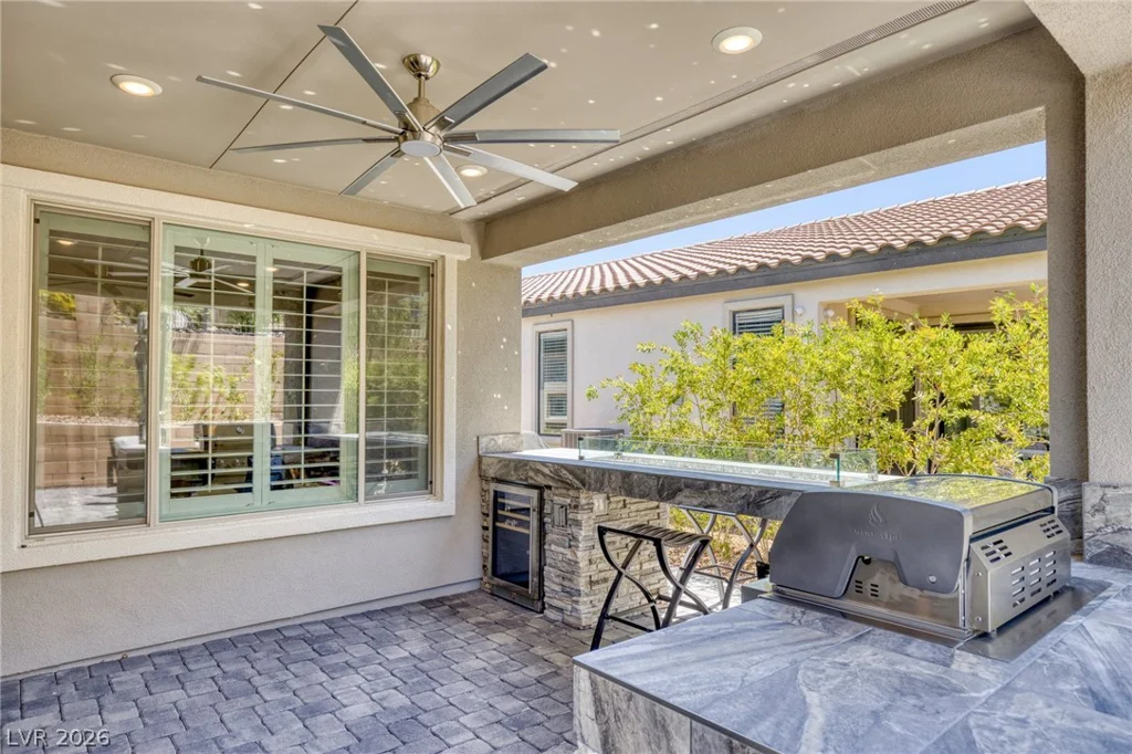 25 RED CREEK BLUFF, Henderson, NV 89011
