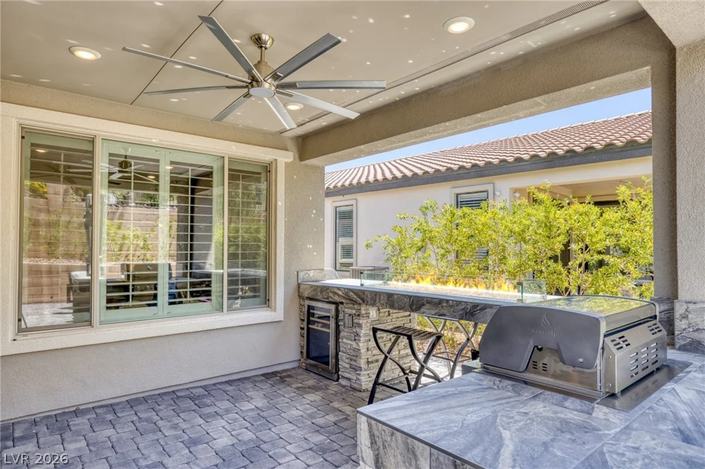 25 RED CREEK BLUFF, Henderson, NV 89011
