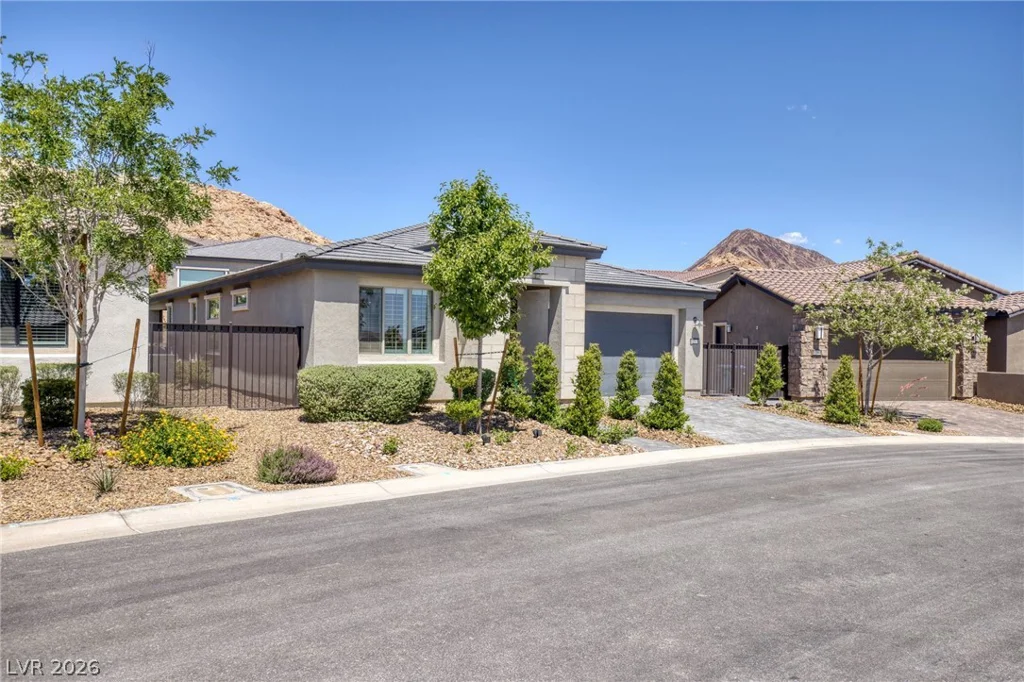 25 RED CREEK BLUFF, Henderson, NV 89011