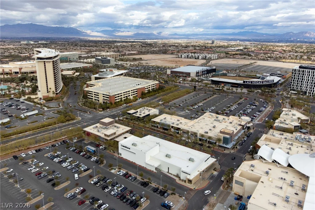 9825 Via Delores, Las Vegas, NV 89117