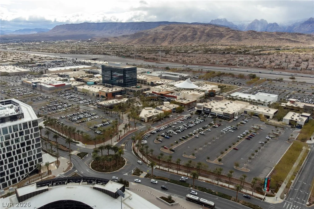 9825 Via Delores, Las Vegas, NV 89117