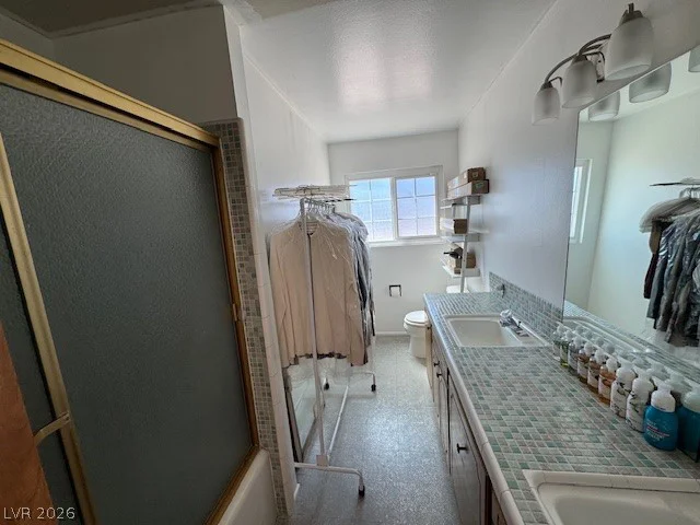 2300 Oakey, Las Vegas, NV 89102